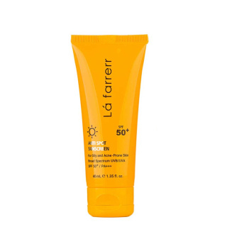 کرم ضد آفتاب و ضد لک بی رنگ SPF50 لافارر مناسب پوست چرب و آکنه دار با حجم 40 میلی لیتر